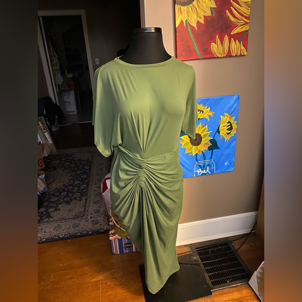 Eloquii T-shirt dress with side ruching, size 16.